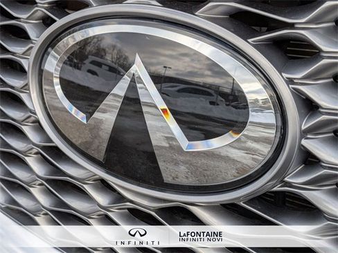 Certified 2025 INFINITI QX55 Luxe w/ Cargo Package image 9