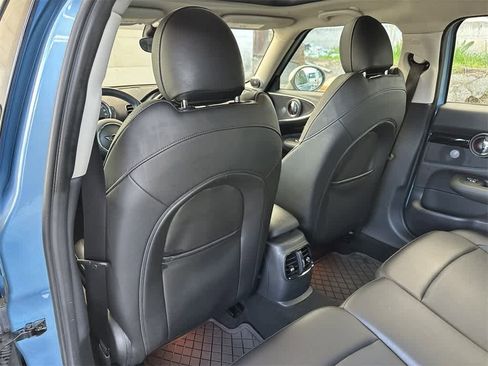 Used 2019 MINI Cooper Clubman S image 12
