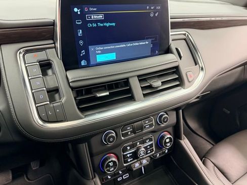 Used 2024 Chevrolet Suburban Z71 w/ Off-Road Capability Package image 13