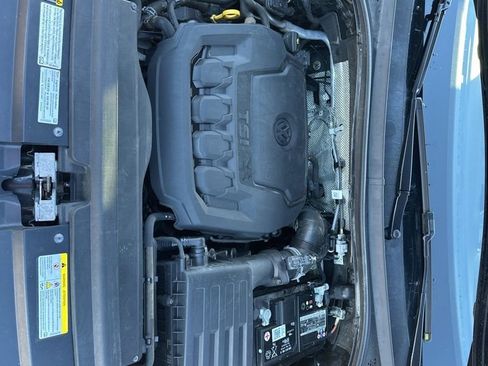 Used 2021 Volkswagen Tiguan SE R-Line image 29