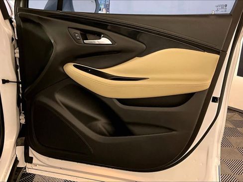 Used 2018 Buick Envision Essence image 21
