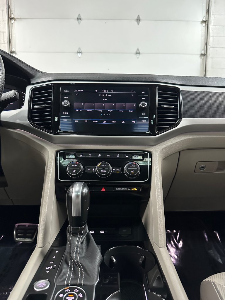 Used 2021 Volkswagen Atlas SEL Premium AWD/4WD image 26