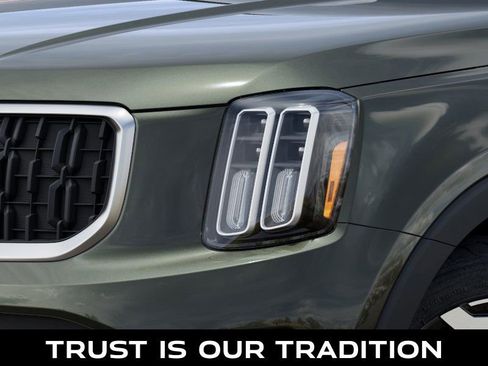 New 2025 Kia Telluride EX w/ EX Captain's Chair Package image 10