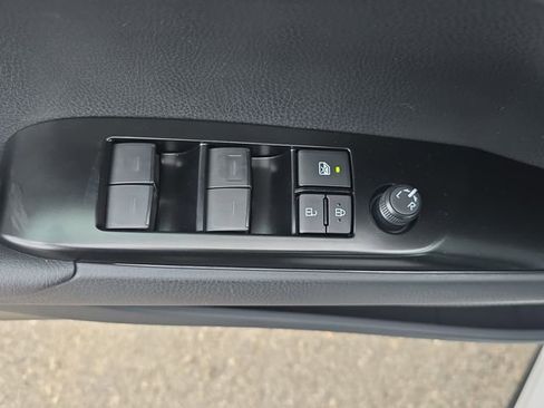 New 2026 Toyota Camry SE image 27