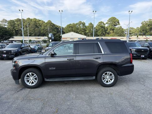 Used 2017 Chevrolet Tahoe LT w/ Texas Edition Package RWD image 8