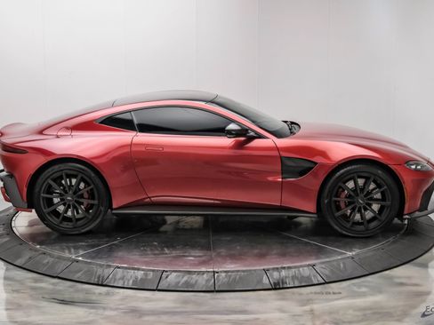 Used 2019 Aston Martin V8 Vantage Coupe RWD image 24