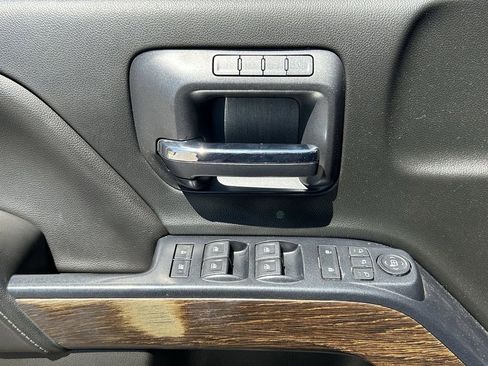 Used 2018 GMC Sierra 1500 Denali image 21