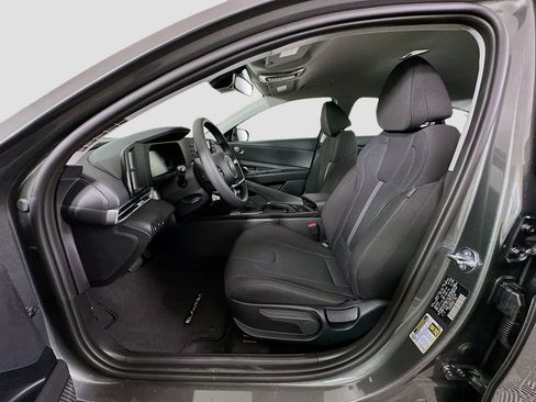 New 2026 Hyundai Elantra SE w/ Cargo Package image 15