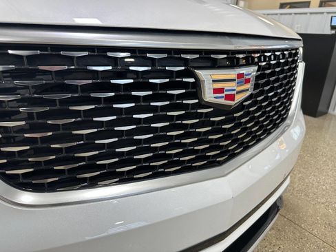 Used 2024 Cadillac XT6 Luxury w/ LPO, Floor Liner Package image 27