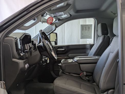 Used 2024 GMC Sierra 3500 SLE w/ SLE Convenience Package AWD/4WD image 6