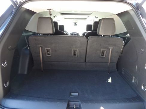 Used 2019 Chevrolet Traverse LT w/ LT Premium Package FWD image 10