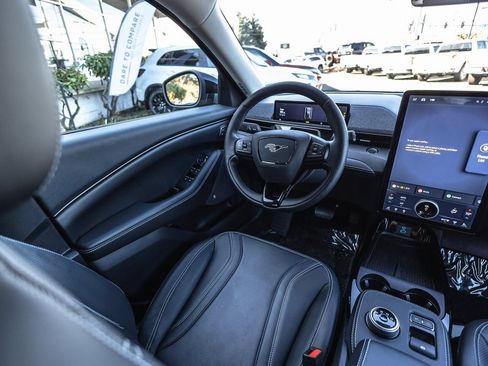 Used 2024 Ford Mustang Mach-E Premium image 22