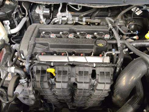 Used 2017 Dodge Journey SE w/ Flexible Seating Group image 30