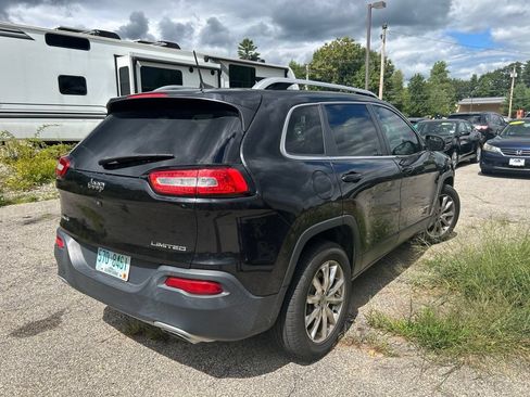 Used 2016 Jeep Cherokee Limited AWD/4WD image 5