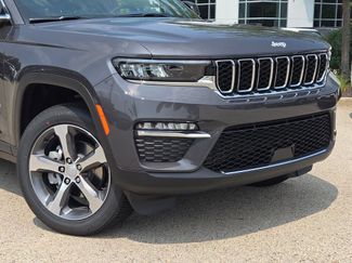 New 2025 Jeep Grand Cherokee Limited video 2