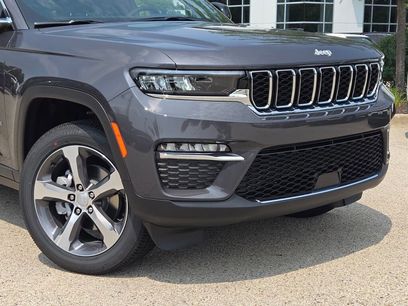 New 2025 Jeep Grand Cherokee Limited