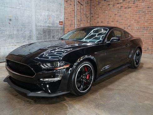 Used 2019 Ford Mustang Bullitt w/ Bullitt Electronics Package RWD image 7