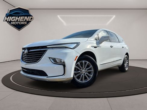 Used 2024 Buick Enclave Premium image 2