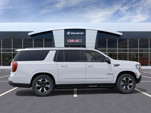 New 2026 GMC Yukon XL AT4 Ultimate AWD/4WD image 5