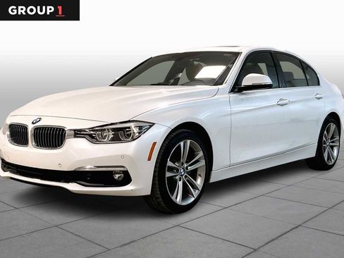 Used 2017 BMW 330i xDrive Sedan image 1
