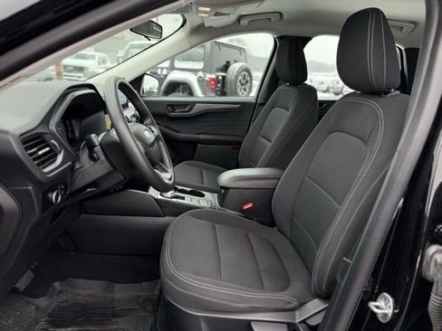 Certified 2023 Ford Escape AWD image 2