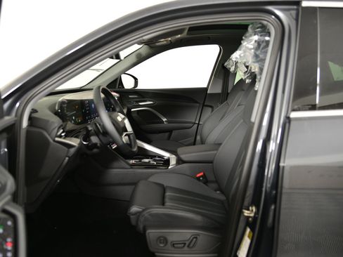 New 2025 Audi Q5 Premium Plus image 22