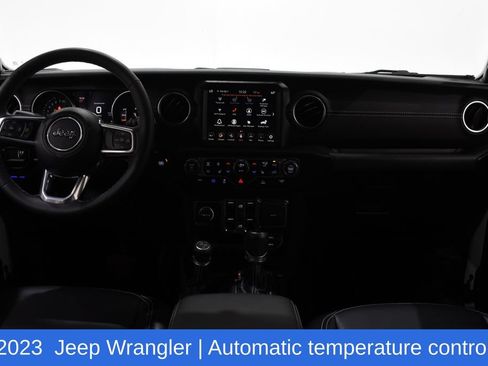 Used 2023 Jeep Wrangler Unlimited Sahara w/ Cold Weather Group AWD/4WD image 9