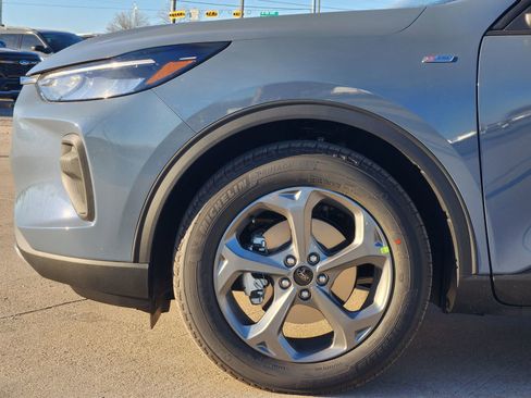 New 2026 Ford Escape ST-Line FWD image 9