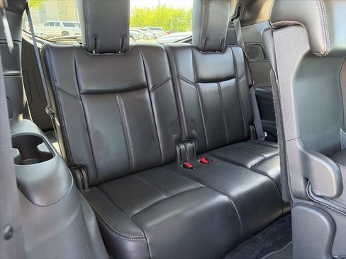 Used 2017 Nissan Pathfinder Platinum w/ Family Entertainment Package image 42