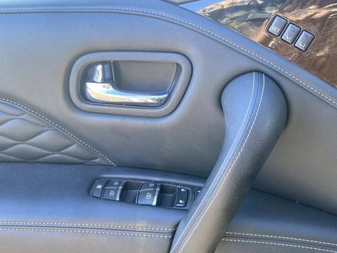 Used 2019 INFINITI QX80 Luxe w/ 22" Wheel Package image 18