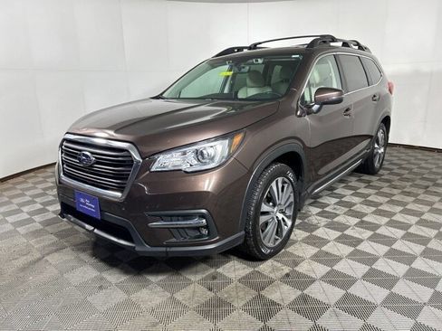 Used 2019 Subaru Ascent Limited w/ Popular Package #2 image 3