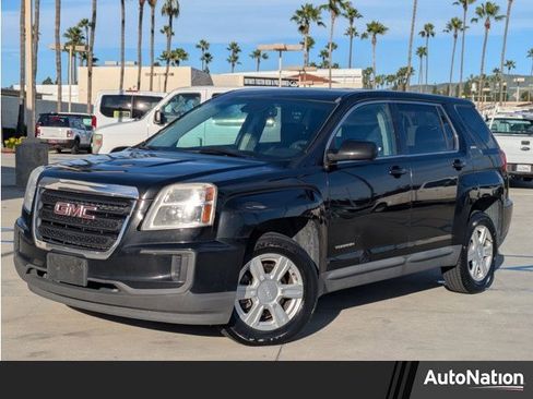 Used 2016 GMC Terrain SLE image 1