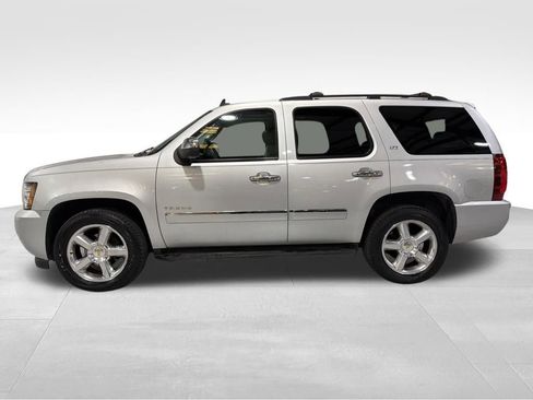 Used 2010 Chevrolet Tahoe LTZ image 10