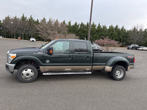 Used 2012 Ford F350 Lariat w/ Lariat Ultimate Pkg image 3