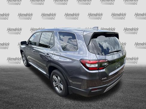 Used 2025 Honda Pilot EX-L image 7