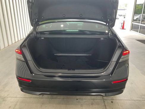 Used 2023 Honda Accord EX image 18