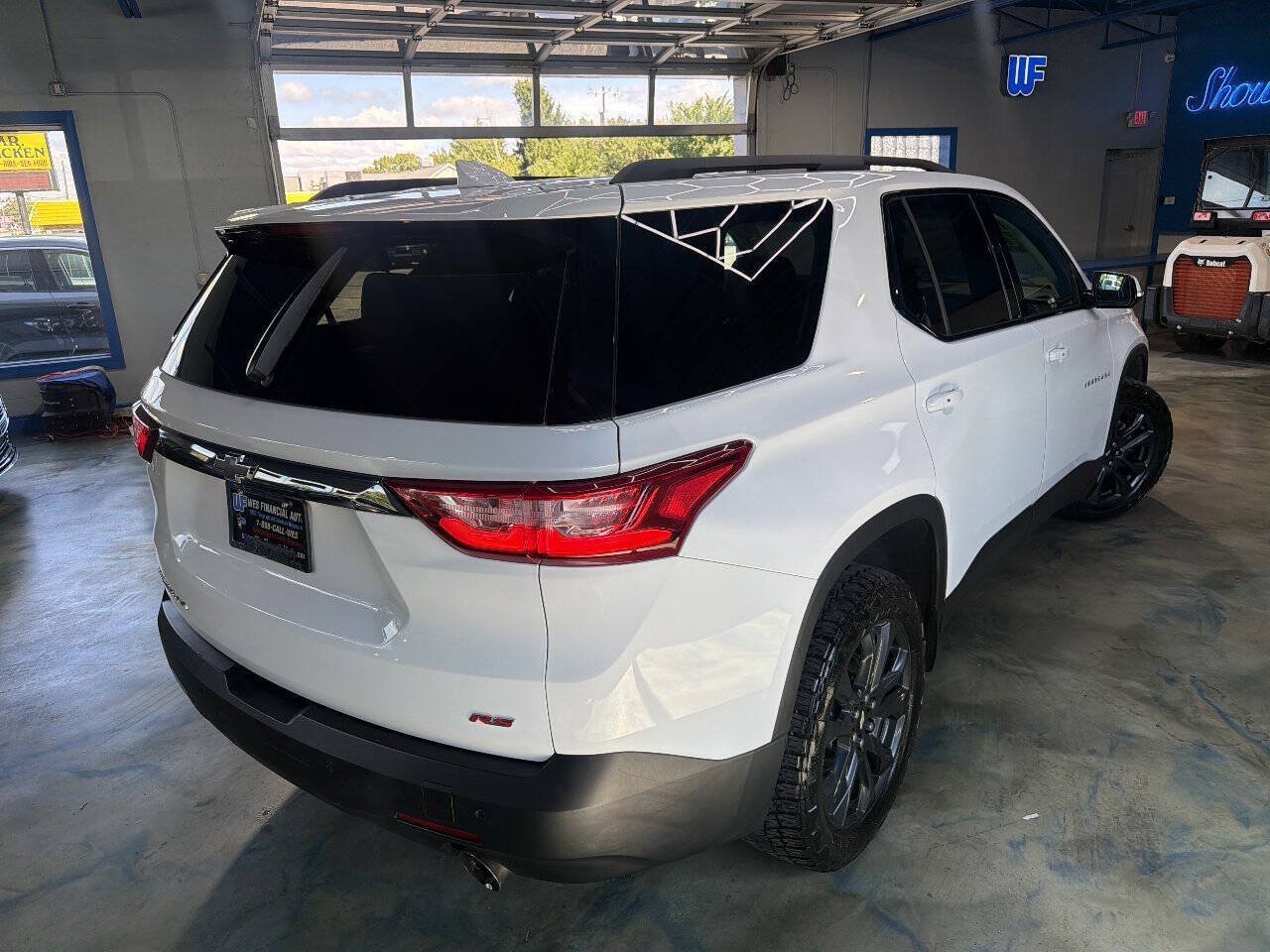 Used 2020 Chevrolet Traverse RS AWD/4WD image 3