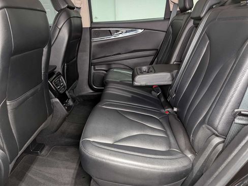 Used 2022 Lincoln Nautilus AWD w/ Premium Package image 22