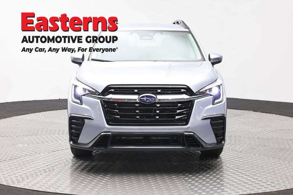 Used 2025 Subaru Ascent Premium AWD/4WD image 3