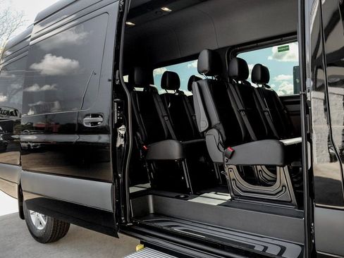 Used 2026 Mercedes-Benz Sprinter 2500 image 11