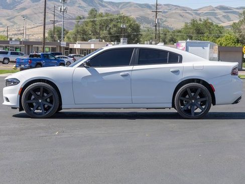 Used 2023 Dodge Charger SXT w/ Cold Weather Package image 3