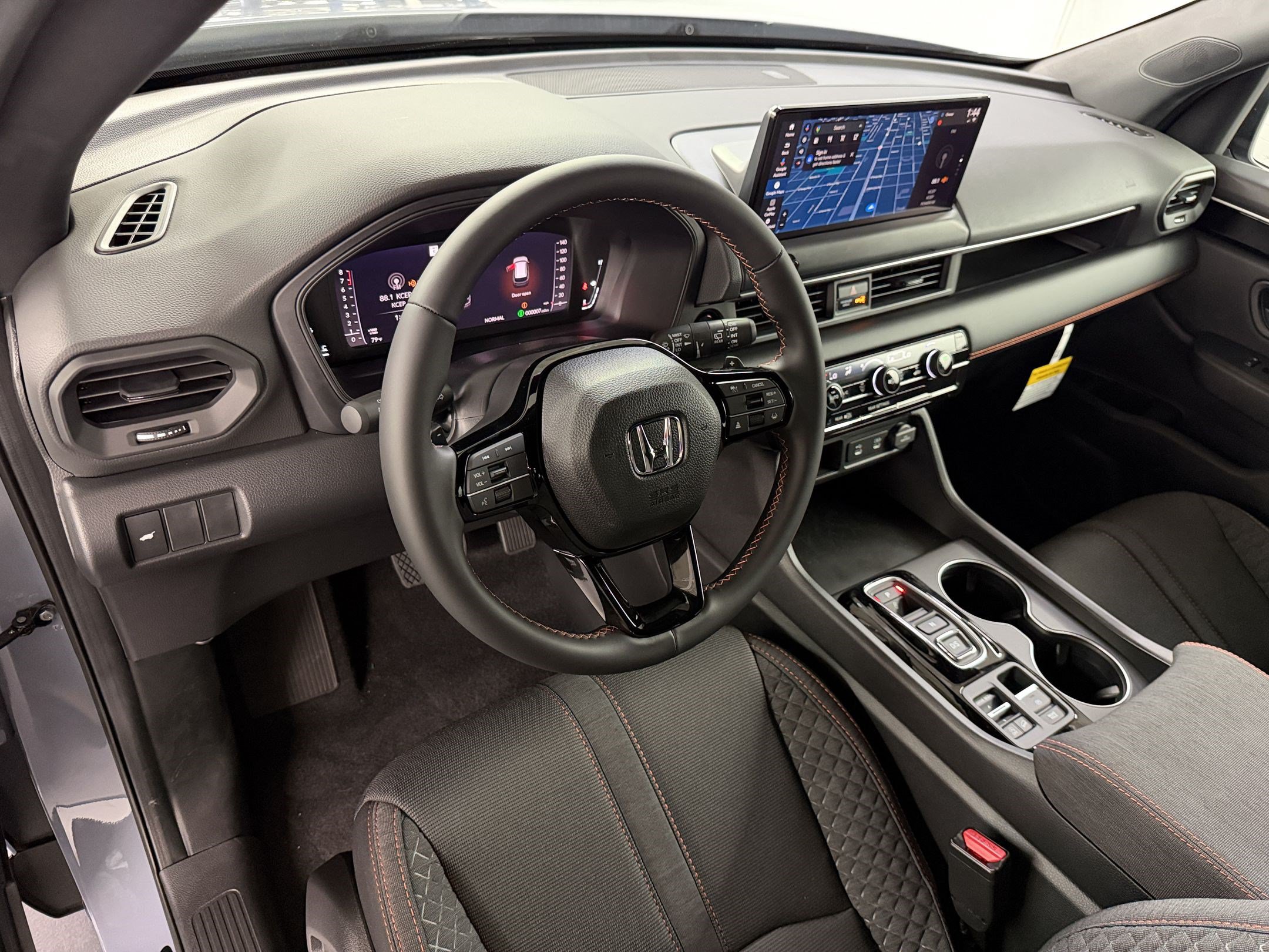 New 2026 Honda Pilot Sport image 4
