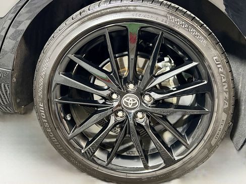 Used 2021 Toyota Camry XSE image 28