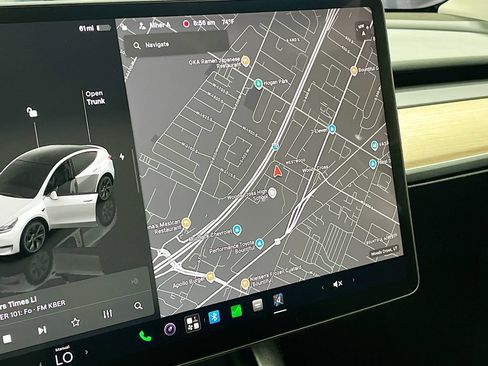Used 2025 Tesla Model Y Long Range AWD/4WD image 12