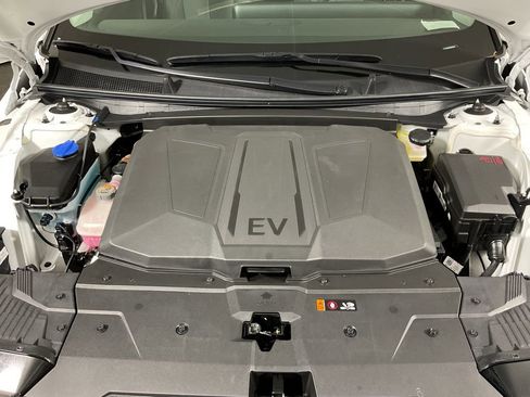 New 2025 Hyundai Ioniq 5 SEL image 7