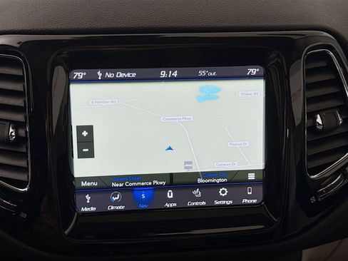 Used 2018 Jeep Compass Limited w/ Navigation Group image 13