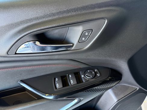New 2026 Chevrolet Trax RS w/ Sunroof Package FWD image 12