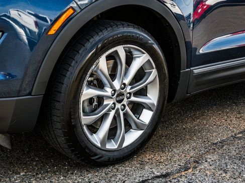 Used 2017 Lincoln MKC Select AWD/4WD image 12