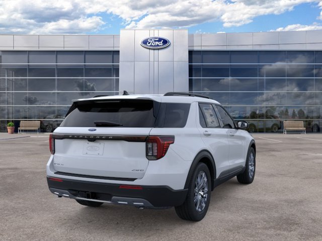 Used 2026 Ford Explorer Active w/ Active Comfort Package AWD/4WD image 8
