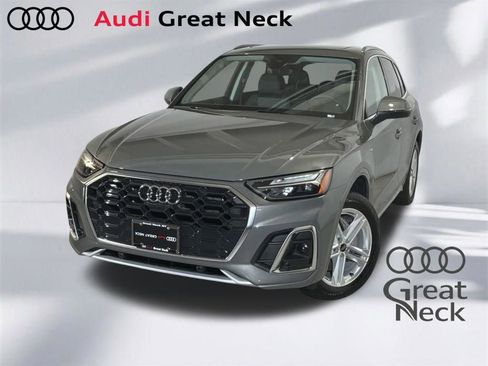 Used 2024 Audi Q5 e Premium Plus AWD/4WD image 1